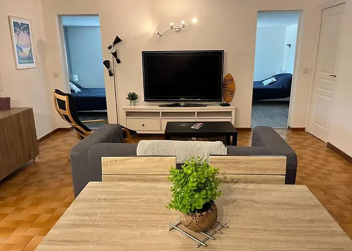 Bas De 70m2 Indépendant Avec Espace Jacuzzi Privé *